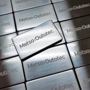 Grabado de Placas Propias y Externas